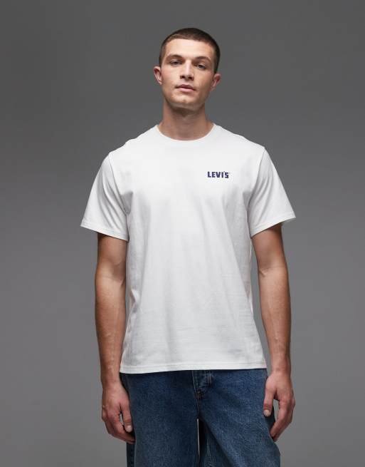 Camiseta blanca holgada con estampado gráfico de estilo wéstern en la espalda de Levi's, 3 de 5