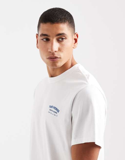 Camiseta blanca holgada con estampado gráfico en la espalda de Levi's, 4 de 5