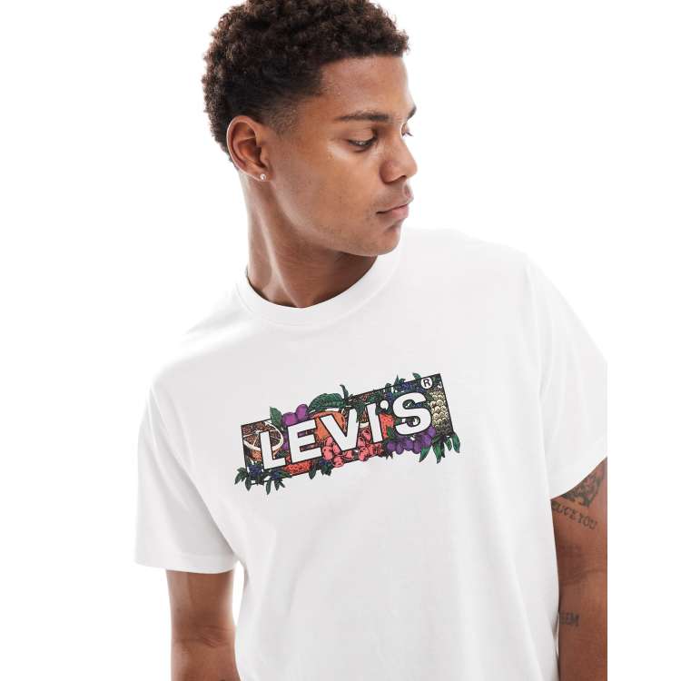 Camiseta blanca holgada con logo Boxtab con frutas de colores de Levi s ClassicfuncenterShops