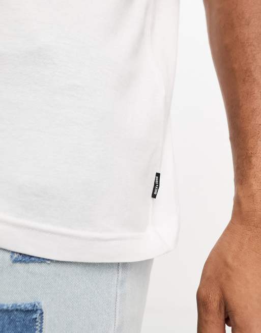 Camiseta blanca holgada de Only & Sons, 3 de 4