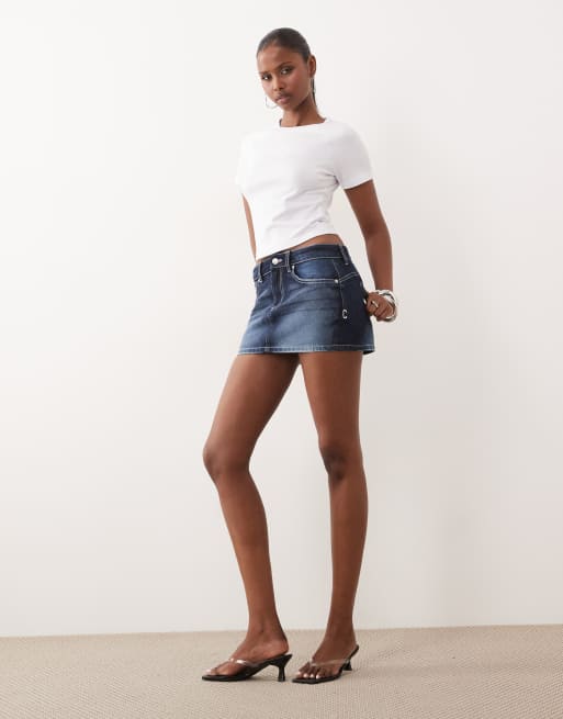 Camiseta blanca muy entallada con logo de strass de Juicy Couture, 2 de 4