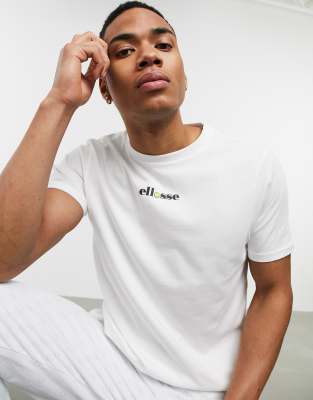 camiseta blanca ellesse