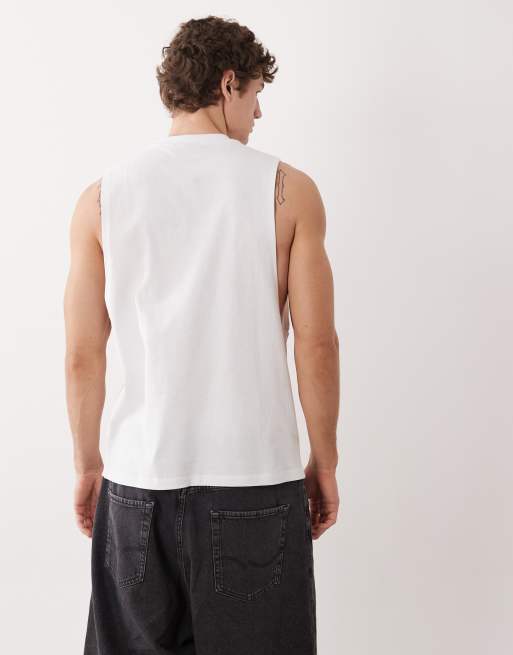 Camiseta blanca sin mangas de corte estándar con sisas caídas de ASOS DESIGN, 5 de 5