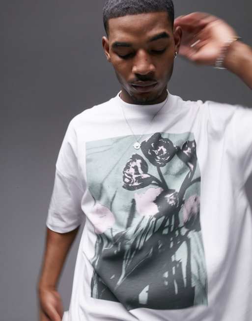 Camiseta blanca ultragrande con estampado de texto tulipán aerografiado de Topman, 2 de 4
