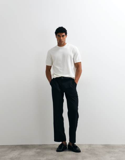 Camiseta blanco hueso básica holgada con cuello redondo de punto fino de ASOS DESIGN - view 1