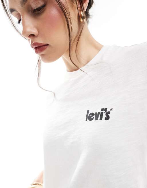 Camiseta blanco hueso clásica con estampado de logo y limones en la espalda de Levi's, 3 de 4