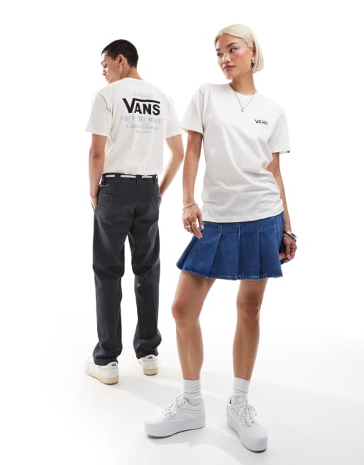 Camiseta blanco hueso clásica con estampado en la espalda Holder Street de Vans, 4 de 4