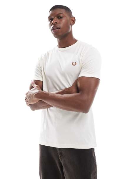 Camiseta blanco hueso con detalle de ribetes de Fred Perry - view 1