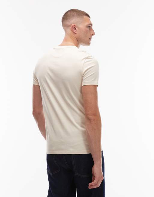 Camiseta blanco hueso con logo pequeño en el pecho Dunstan de Timberland, 3 de 5
