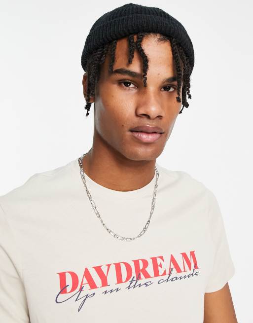 Camiseta blanco hueso con texto 
