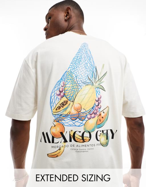Camiseta blanco hueso extragrande con estampado de frutas en la espalda de ASOS DESIGN