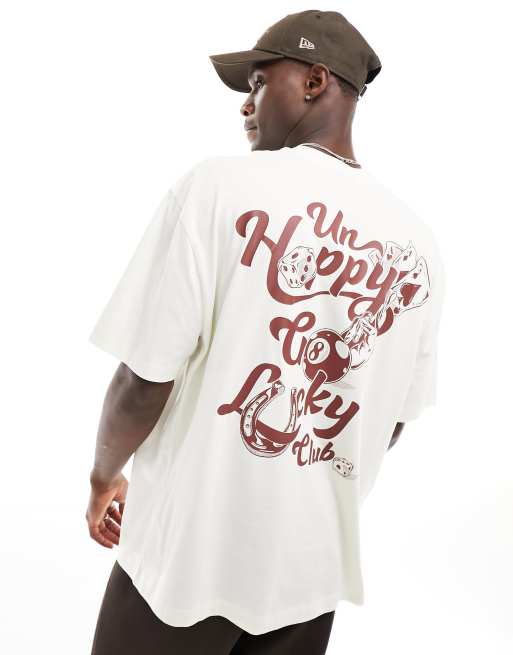 Camiseta blanco hueso extragrande con estampado "Lucky Club" en la espalda de ASOS DESIGN, 4 de 4