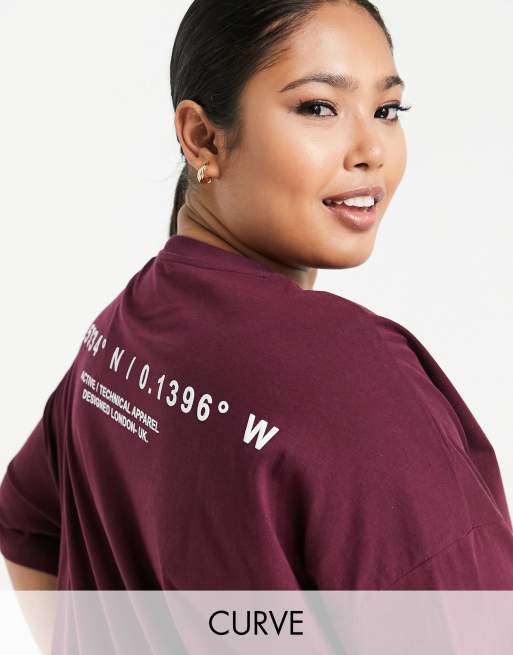Camiseta boyfriend con estampado gráfico de ASOS 4505 Curve