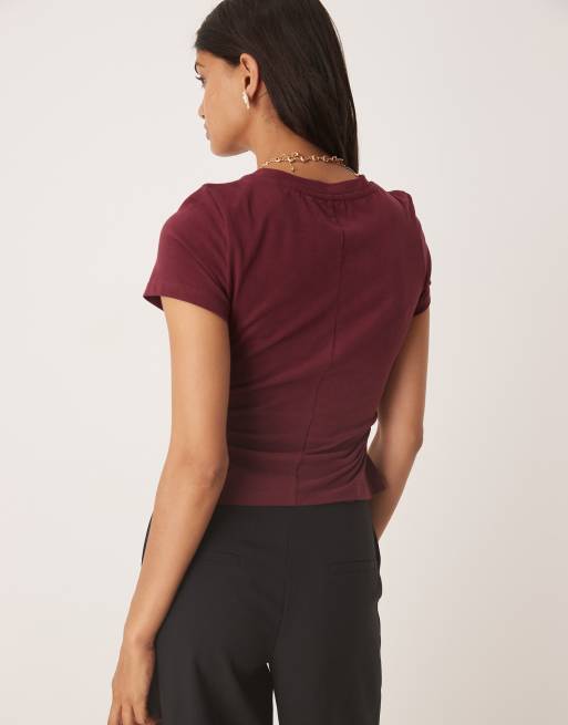 Camiseta burdeos con detalle encogido en la cintura de algodón cepillado de ASOS DESIGN, 3 de 4
