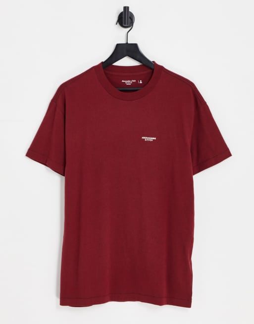 Camiseta burdeos con logo pequeño en la espalda de Abercrombie & Fitch
