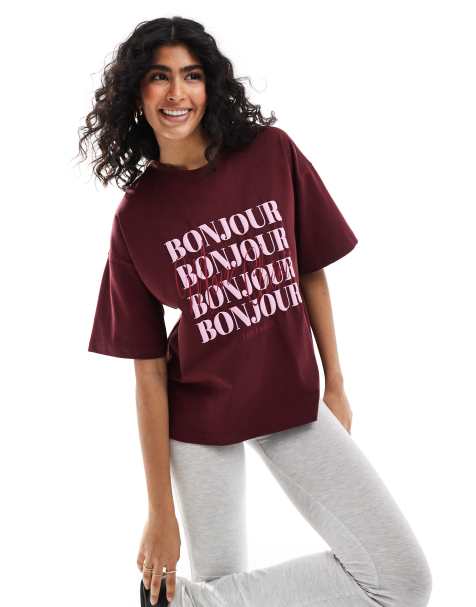 Camiseta burdeos extragrande con logo "Bonjour" exclusiva de The Frolic - view 1