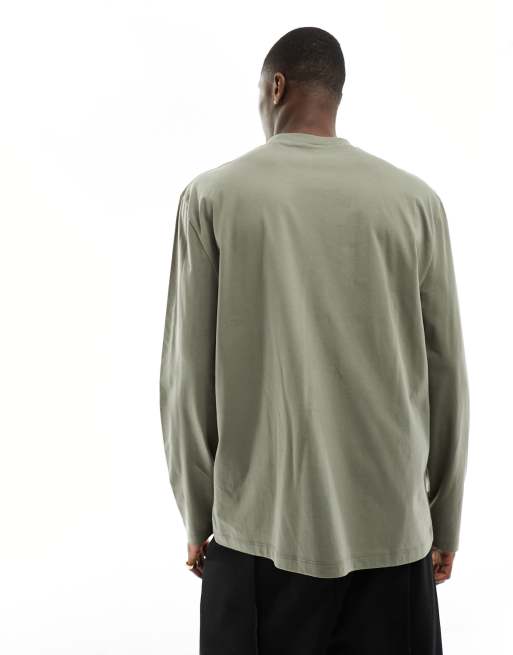 Camiseta caqui básica holgada de manga larga de ASOS DESIGN, 4 de 4