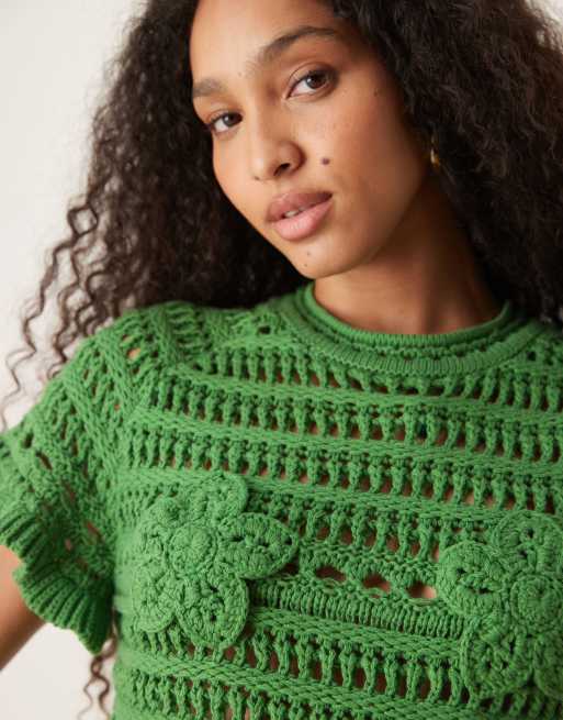 Camiseta caqui con aplicaciones de croché de punto calado de ASOS DESIGN (parte de un conjunto), 2 de 4