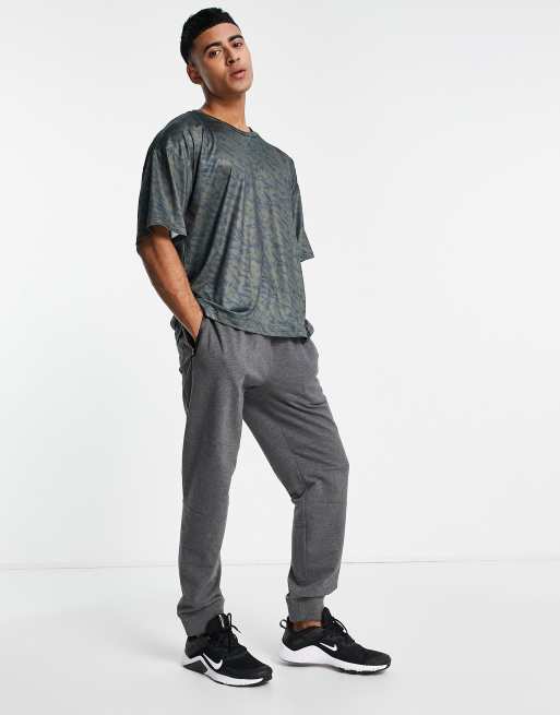 Camiseta caqui con estampado de camuflaje de South Beach, 4 de 4