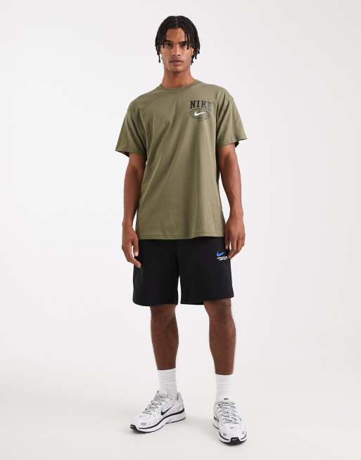 Camiseta caqui con gráfico Line Art de Nike, 2 de 5