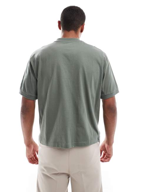 Camiseta caqui extragrande con estampado "California" en el pecho de ASOS DESIGN, 4 de 4