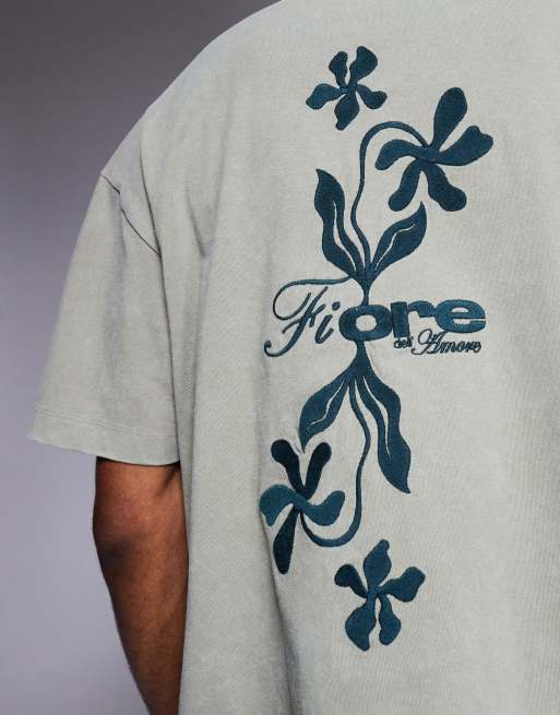 Camiseta caqui lavado de corte cuadrado extragrande con bordado floral de ASOS DESIGN, 2 de 4