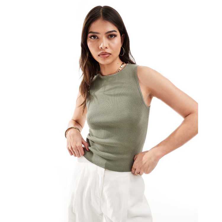 Camiseta caqui sin mangas con cuello alto de Mango ClassicfuncenterShops