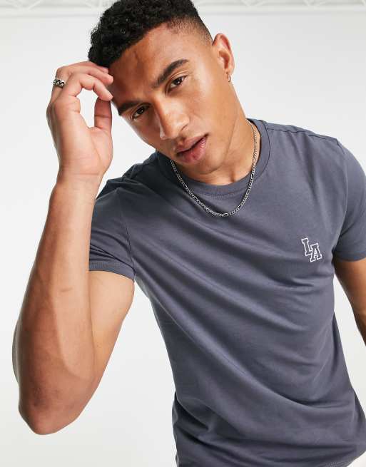 Camiseta color añil con bordado LA de New Look