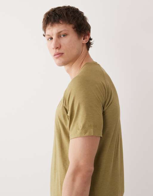 Camiseta color boa reflectante de tejido ligero Persist de Dare 2b, 4 de 5