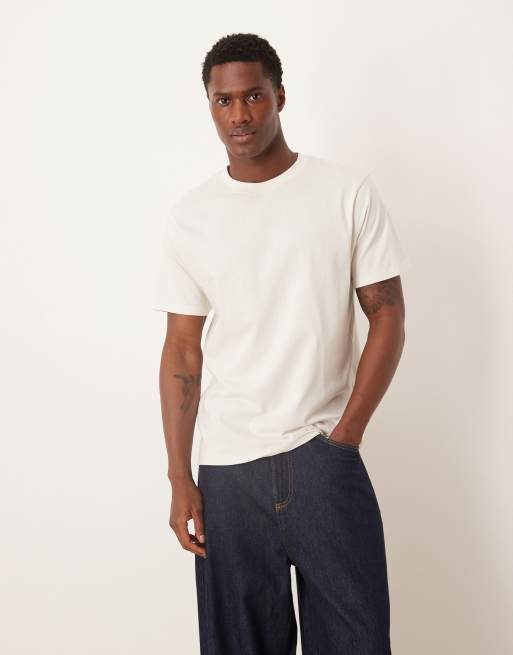 Camiseta color crema básica de corte estándar Essentials de ASOS DESIGN