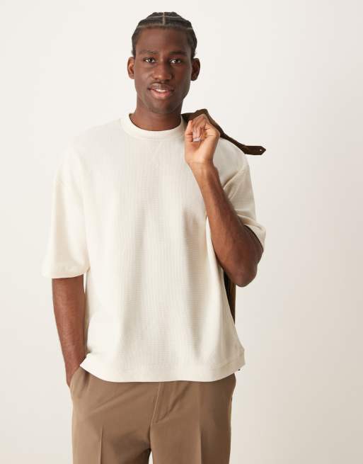 Camiseta color crema de corte cuadrado extragrande con banda en el bajo de punto gofrado de ASOS DESIGN