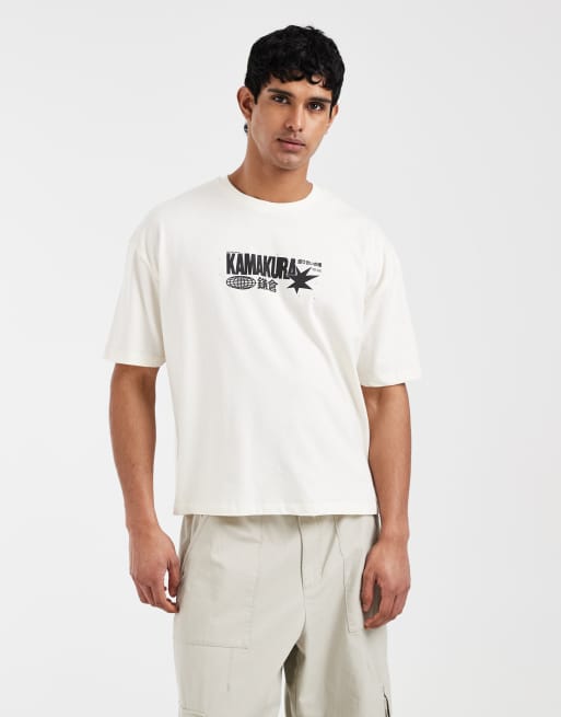 Camiseta color crema de corte cuadrado extragrande con estampado gráfico japonés de ASOS DESIGN