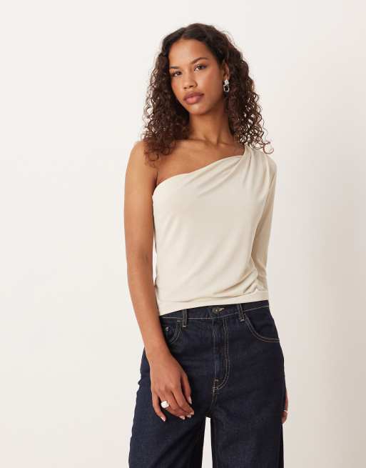 Camiseta color crema de manga larga con diseño retorcido en los hombros de modal de ASOS DESIGN