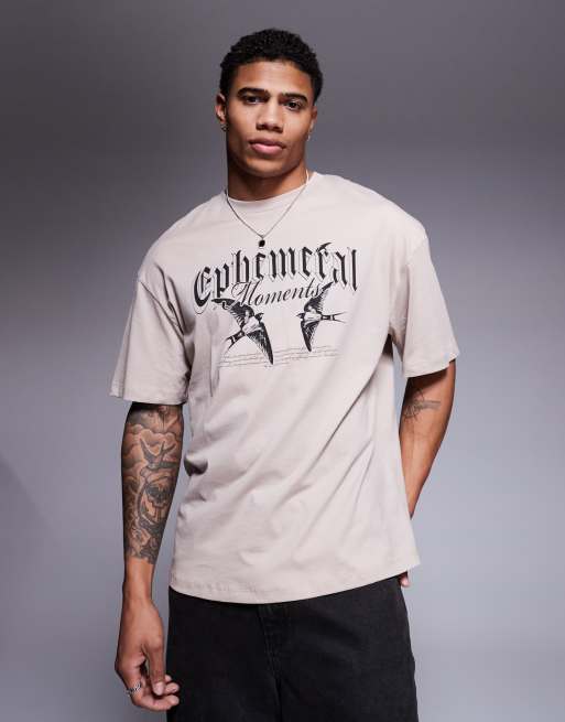 Camiseta color crema extragrande con estampado de pájaros en el pecho de ADPT