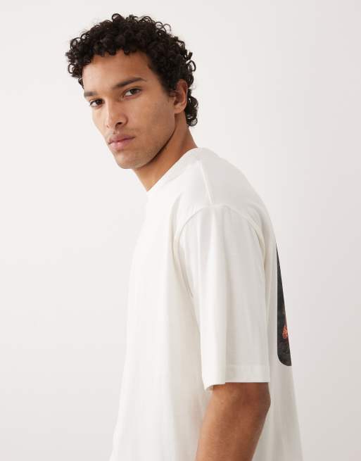 Camiseta color crema extragrande con estampado gráfico "Coast" de Selected, 3 de 5