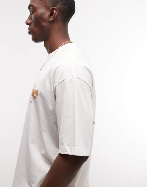 Camiseta color crema extragrande con estampado gráfico floral de ASOS DESIGN, 3 de 5