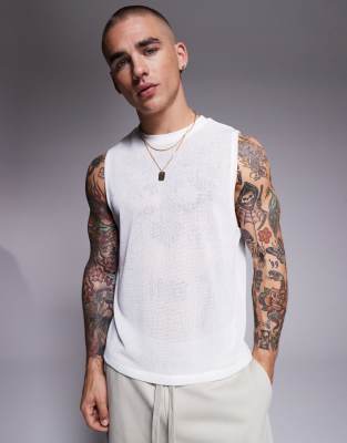 Camiseta color crema extragrande sin mangas de corte cuadrado de tejido texturizado de ASOS DESIGN