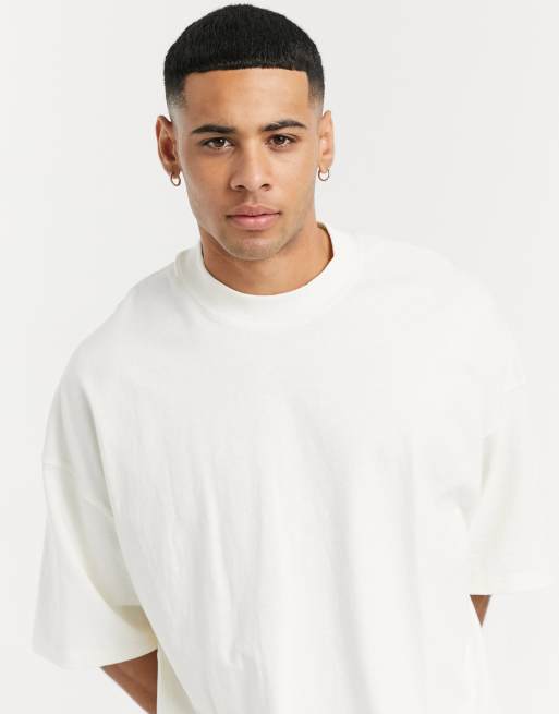 Camiseta color crudo extragrande con cuello alto de Topman