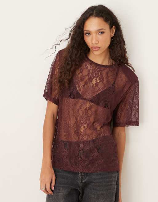 Camiseta color higo de corte cuadrado con hombreras de encaje transparente de ASOS DESIGN