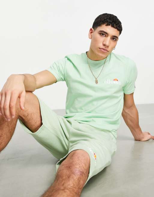Camiseta color menta con logo de ellesse