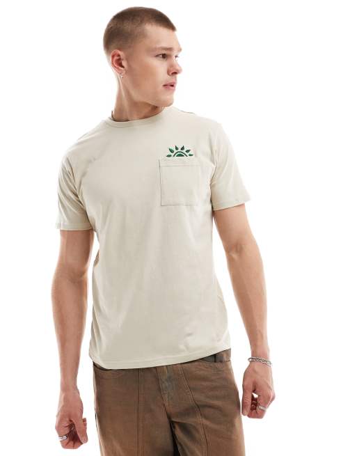 Camiseta color piedra claro con bolsillo y bordado de atardecer de Threadbare