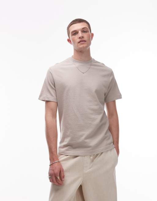 Camiseta color piedra texturizada de corte estándar de Mango