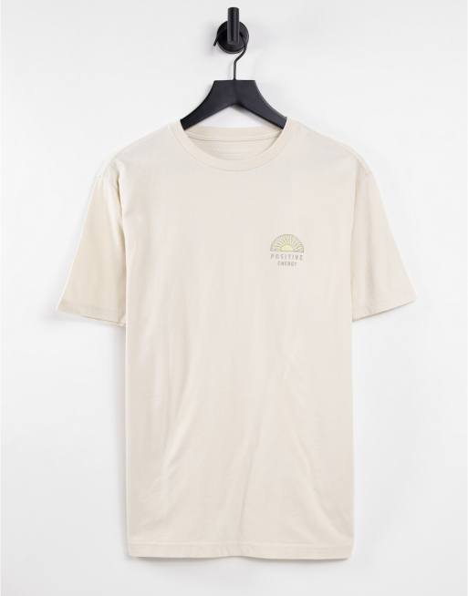 Camiseta color tostado con estampado positivo en la espalda de American Eagle