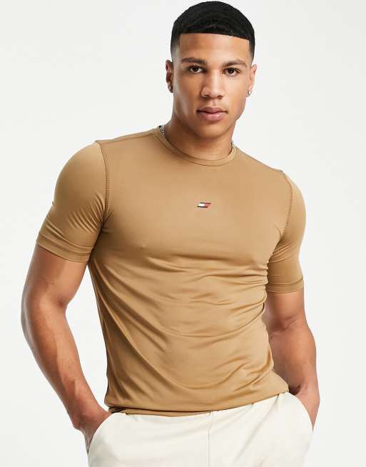 Camiseta color tostado Performance de Tommy Hilfiger