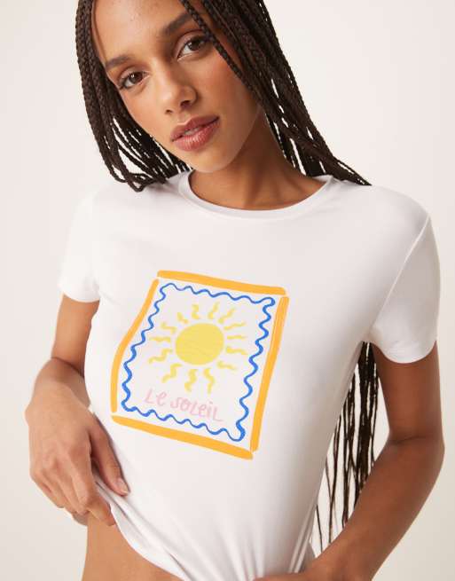 Camiseta con diseño encogido y estampado de sol de verano de Urban Threads (parte de un conjunto), 4 de 4