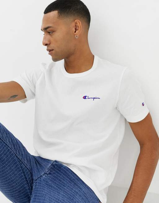 Camiseta logo texto pequeño en blanco de Champion | ASOS