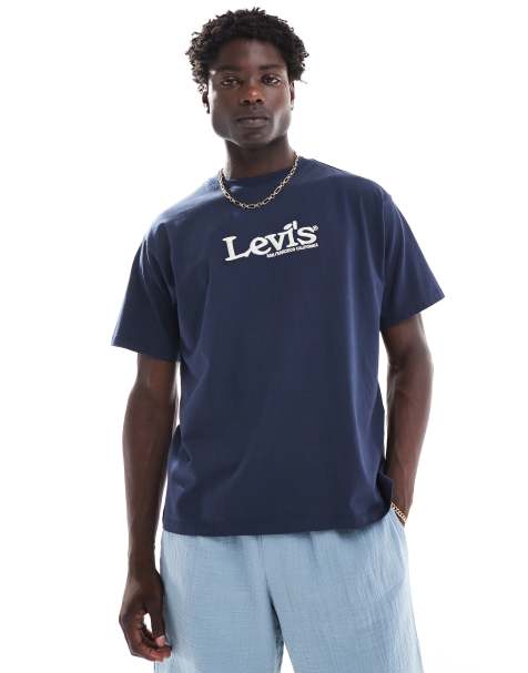 Camiseta con logo retro bordado en el pecho exclusiva de Levi's x ASOS - view 1