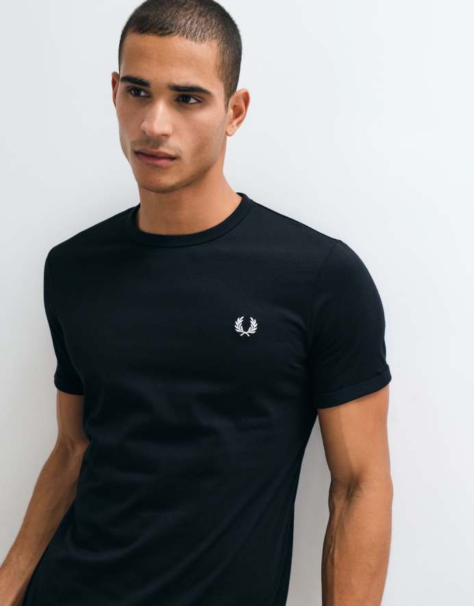 Fred Perry Camiseta con ribetes en negro de