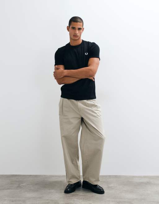 Camiseta con ribetes en negro de Fred Perry, 3 de 5