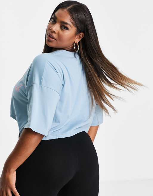 Camiseta corta azul con estampado gráfico "Raquet Valley Club" de Missguided Plus, 2 de 4